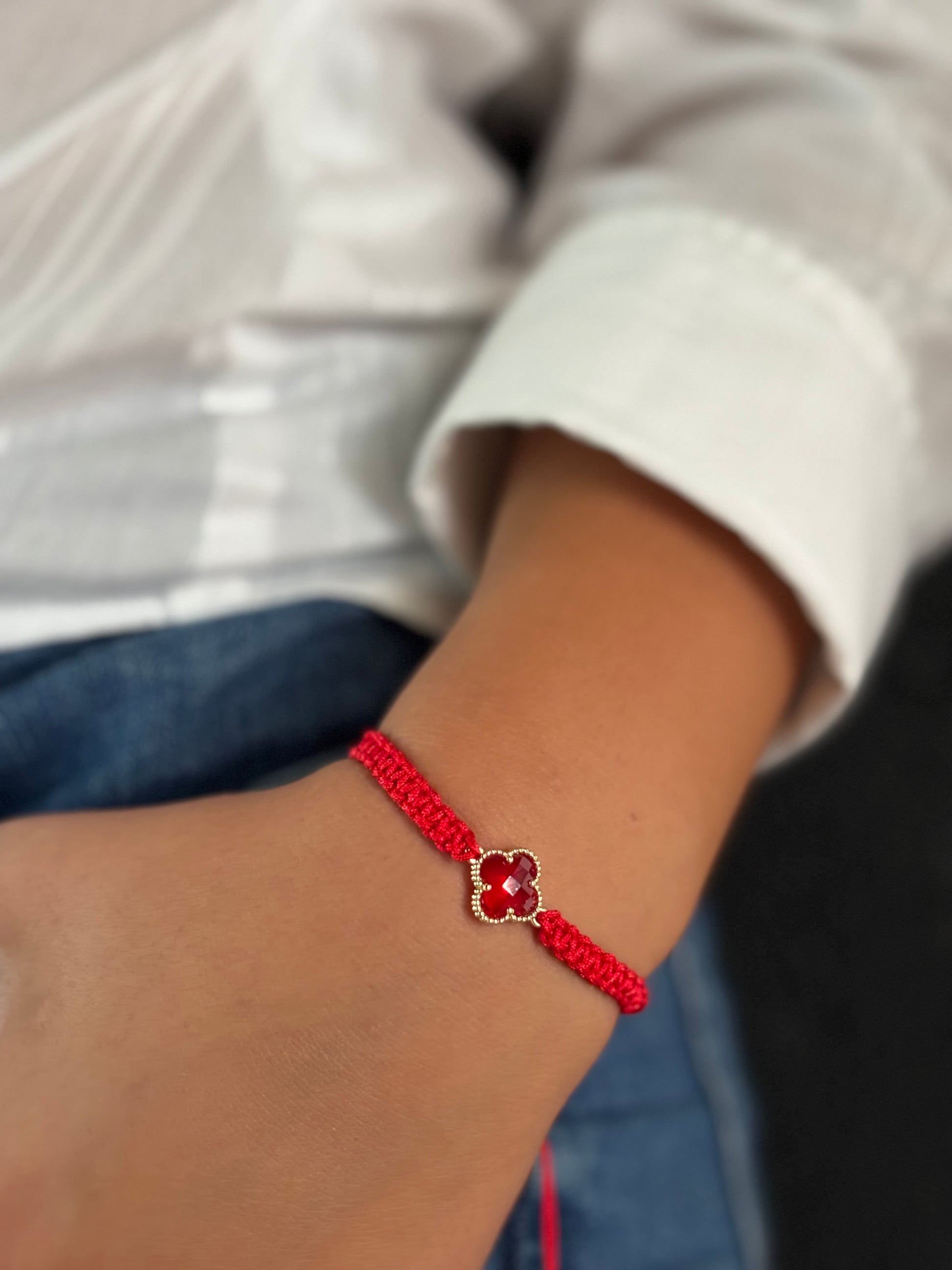 Armband Élanor – zeitlose Eleganz in handgefertigter Form